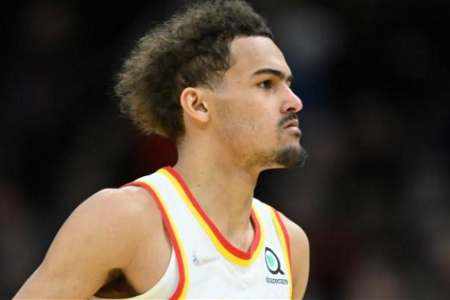 百步穿杨！特雷-杨成为NBA历史第三年轻投进800记三分球员