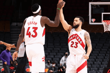 队记：猛龙是否重建是今年截止日的多米诺骨牌 每队都在观望猛龙