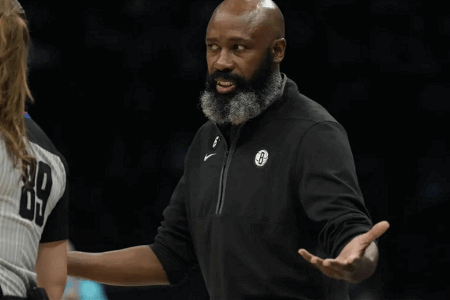 篮网12连胜遭终结！沃恩：面对失利 我们不会反应过度