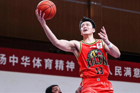 周五篮球精选 CBA 苏州肯帝亚 VS 深圳马可波罗