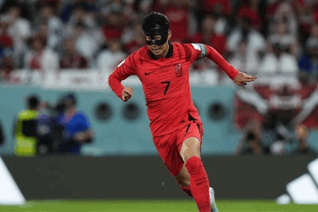 孙兴慜：受伤时非常担心影响世界杯，在国家队踢球时有种责任感