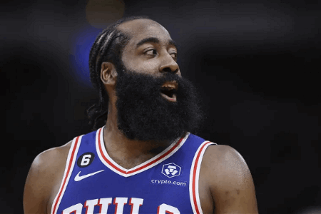 哈登生涯总得分突破24000分，历史第27位