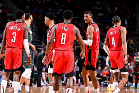NBA：爱德华兹21分戈贝尔18+11 小波特25+6 森林狼送火箭7连败