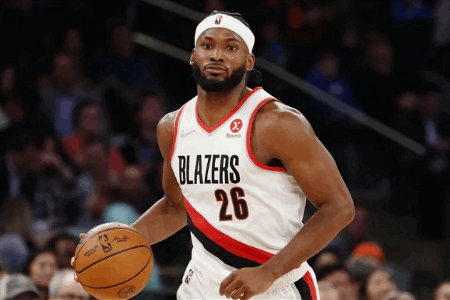 开拓者替补总共只得3分，本赛季板凳得分联盟垫底