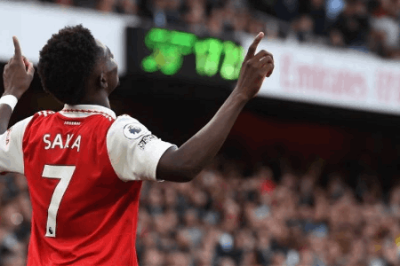 2场联赛打入2球，官方：萨卡当选阿森纳12月最佳球员