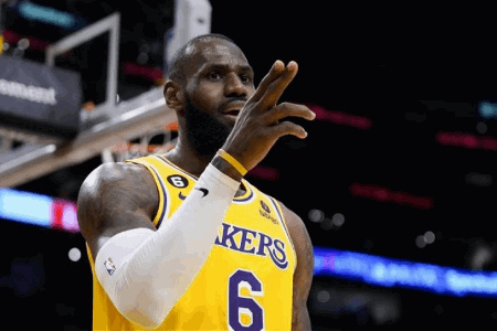 NBA-福克斯31+6 詹姆斯32+8+9 国王胜湖人迎5连胜