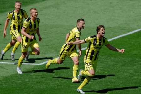 澳超 惠灵顿凤凰VS珀斯光荣