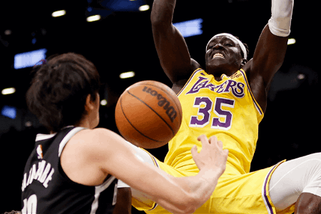 欧文26分轰神仙球威少里程碑，篮网送湖人连败