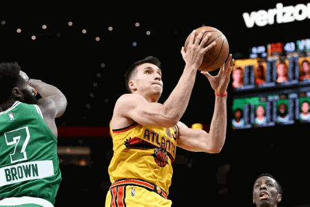 美记：半数球队有意博格丹 但尚不清楚老鹰对交易他有多大兴趣