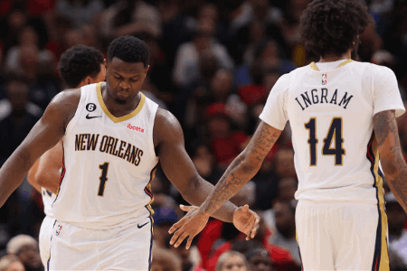 鹈鹕116-107小胜老鹰莺歌30+8 麦科勒姆21+6+7 特雷-杨16+6