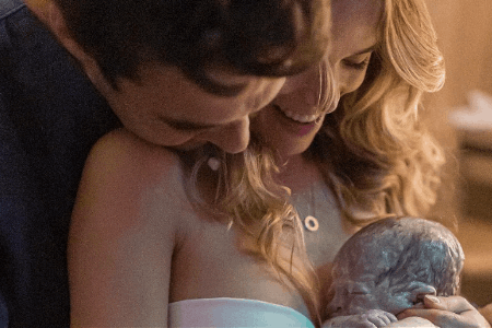 恭喜！卡卡与妻子的小女儿出生，取名Sarah