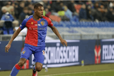 拜仁等多家德甲俱乐部关注法国19岁中场迪乌夫