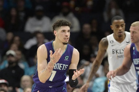 黄蜂官方：拉梅洛-鲍尔成功接受右脚踝骨折修复手术 赛季报销