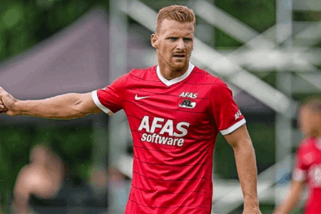 欧协联情报：拉齐奥主力前锋缺席，艾克马亚中场大将伤缺