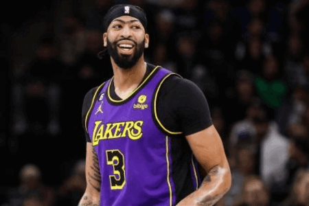 保持不败！浓眉湖人生涯第9次砍40+ 期间球队9胜0负