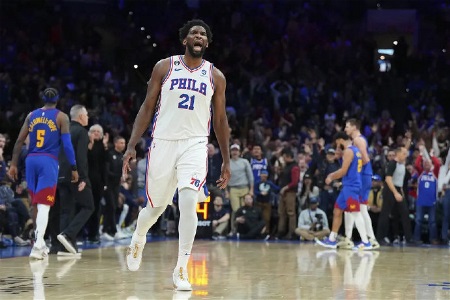 老里：没人比恩比德更努力 他现在的组织能力就像巴克利