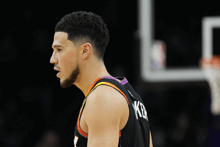 布克生涯季后赛第2次砍至少40分10助 太阳队史第一