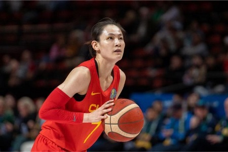 因奥运资格赛制更改 篮协希望杨力维等所有WNBA球员及时回归