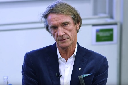 英媒：若拉特克利夫收购曼联，可能效法曼城的多俱乐部模式