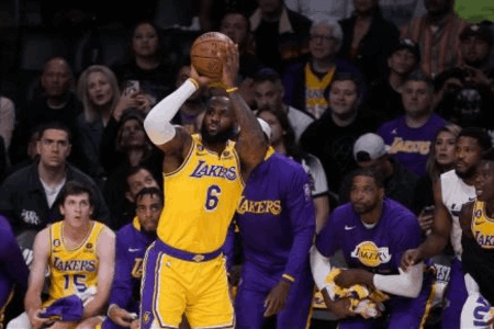 湖人0-4不敌掘金遗憾止步西决 LBJ总决赛外首次被横扫