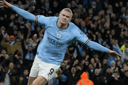 目标三冠王！哈兰德赛后喊道：还差一个，还差一个