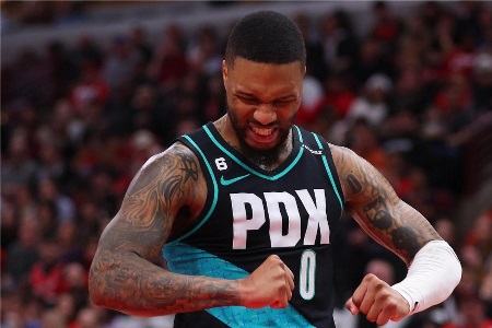 队记：篮网对利拉德的兴趣是真实的 没迹象表明开拓者愿交易他