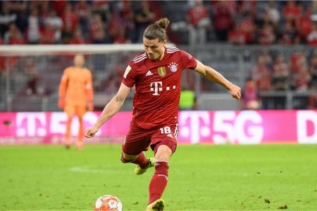 体图：拜仁最多接受罗马租借+强制买断，萨比策也被推荐给巴萨