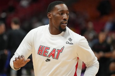 BR设想交易：76人出恩比德&塔克&科克马兹 换热巴希罗等3将+2首轮