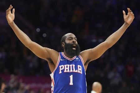 TA：哈登立场未变 无意参加76人训练营