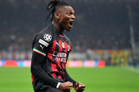 意甲情报：博洛尼亚头号射手离队，AC米兰后腰位置有隐患