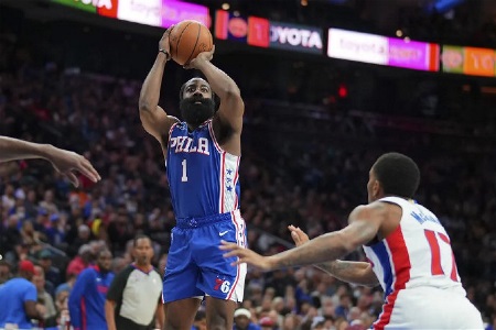 Shams：哈登告诉调查人员 莫雷曾骗他只要执行球员选项就会迅速交易他