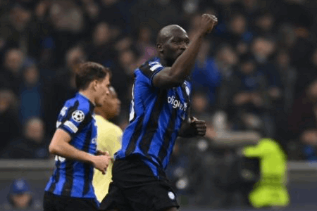 仅次于莱万，卢卡库近10个赛季中9次单赛季联赛进球数上双