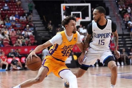 名记：马刺裁掉后卫贾文特-麦考伊 后者可能加盟奥斯汀马刺队