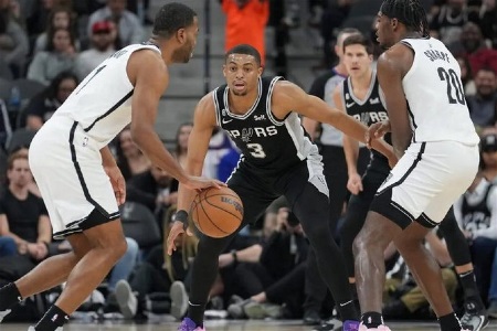 凯尔登-约翰逊：我现在是名精英防守者 想证明怀疑者都是错的