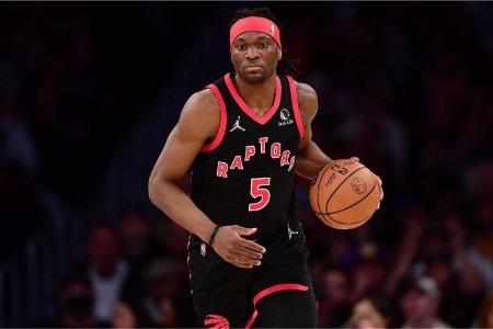 队记：阿丘瓦在训练中遭遇左腹股沟拉伤 将缺席季前赛揭幕战