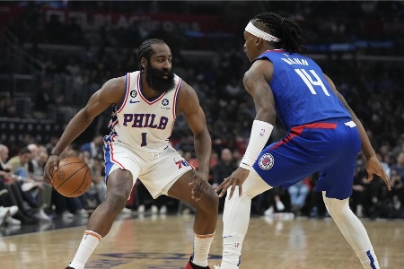 美记：快船仍不愿意出曼恩或增加额外选秀权 哈登很有可能留队