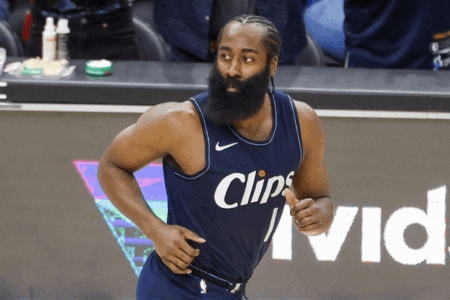 来快船的四场 哈登在场球队净负67分&下场净胜24分