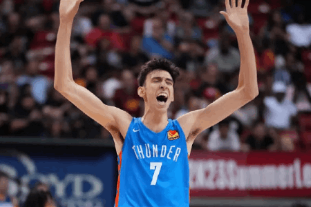 比卢普斯：霍姆格伦会成为一名特别的球员 雷霆可以让他打4号位