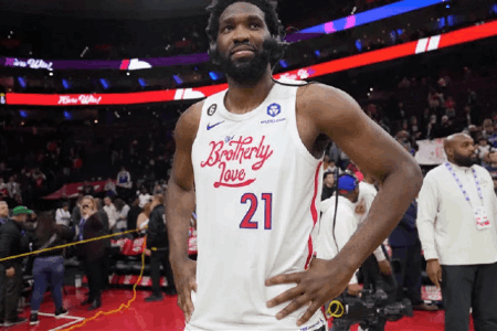 拉希德：只要恩比德好好打内线而不是尝试当后卫 那76人会很强