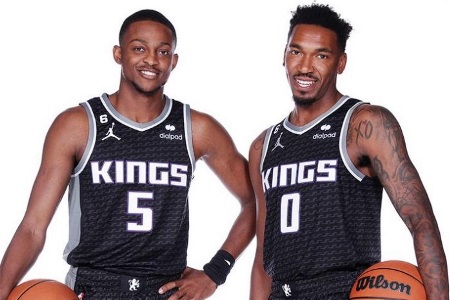 蒙克13中8&三分7中4 得到21分2板9助1断