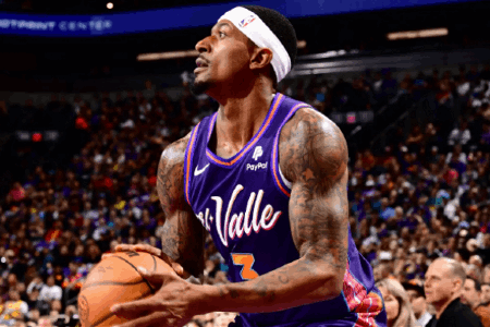 长舒一口气！沃格尔：比尔的脚踝X光检查结果呈阴性