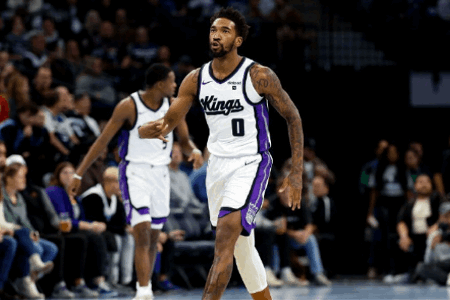 今日全队32助！国王赛季共12场比赛助攻30+ 战绩为12胜0负