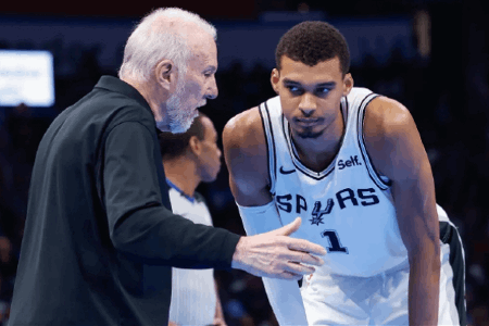 波波：若是季后赛文班本场就会打 不看录像不会相信热身还会受伤