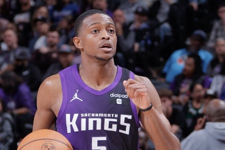 Lowe：布伦森无法成争冠球队的大当家 福克斯则很接近了