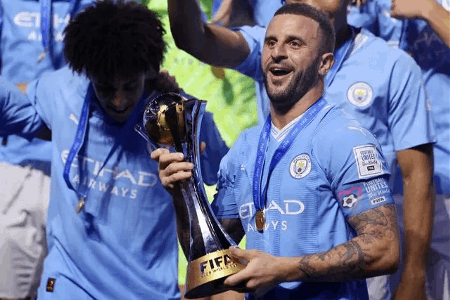 英超情报：埃弗顿中场两主力缺阵，曼城征战世俱杯消耗大