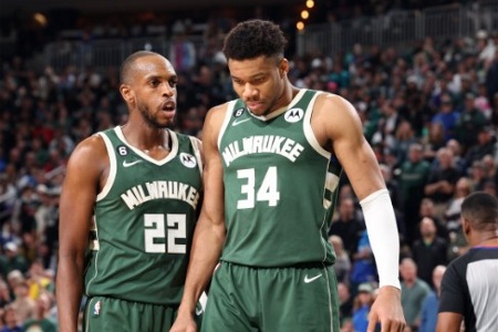 竞彩篮球周四303推荐：雄鹿VS马刺