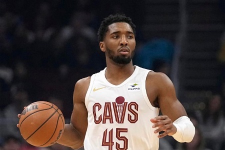 米切尔：我很乐意来巴黎参加奥运会 这是座充满激情的篮球城市