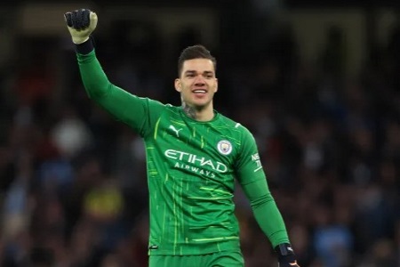 官方：埃德森当选FIFA2023年度最佳门将，击败库尔图瓦、布努