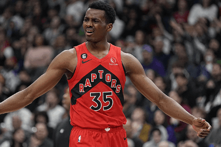 可惜！前猛龙中锋科洛克患有血栓问题 危及篮球生涯