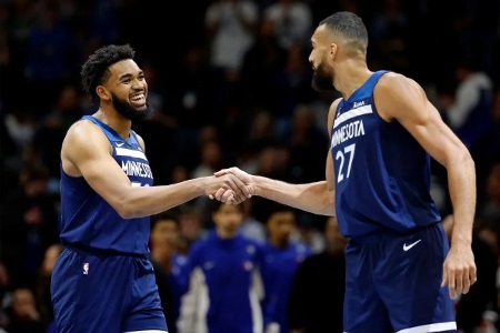 很不错了！森林狼本赛季长达65天占据西部第一 今天被雷霆反超